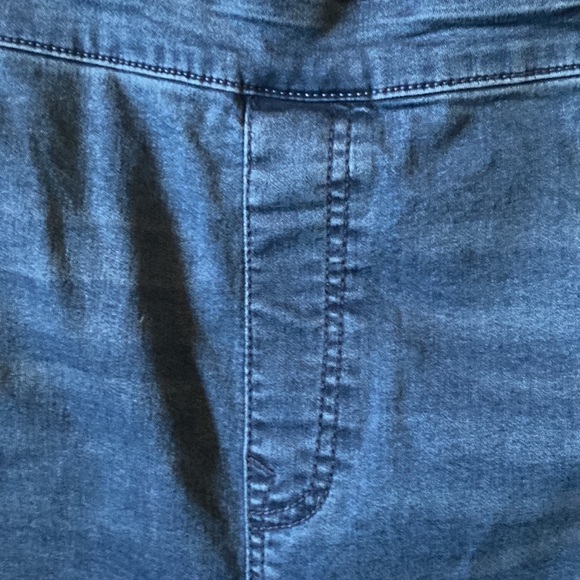 DG2 mid tone stretchy jeans - Picture 5 of 6